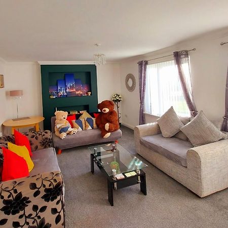 Teddy Bears' 3-Bedroom Maisonette ซอลท์โคทส์ ภายนอก รูปภาพ