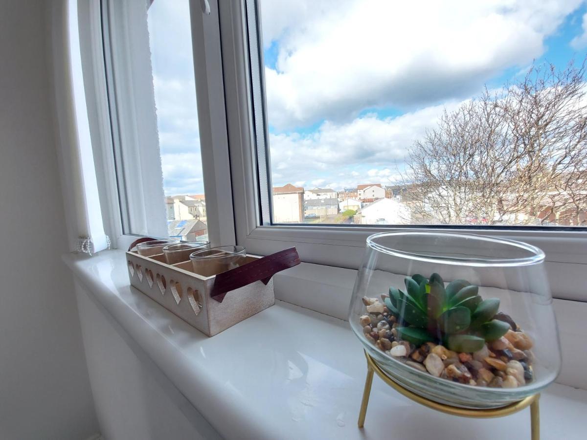 Teddy Bears' 3-Bedroom Maisonette ซอลท์โคทส์ ภายนอก รูปภาพ