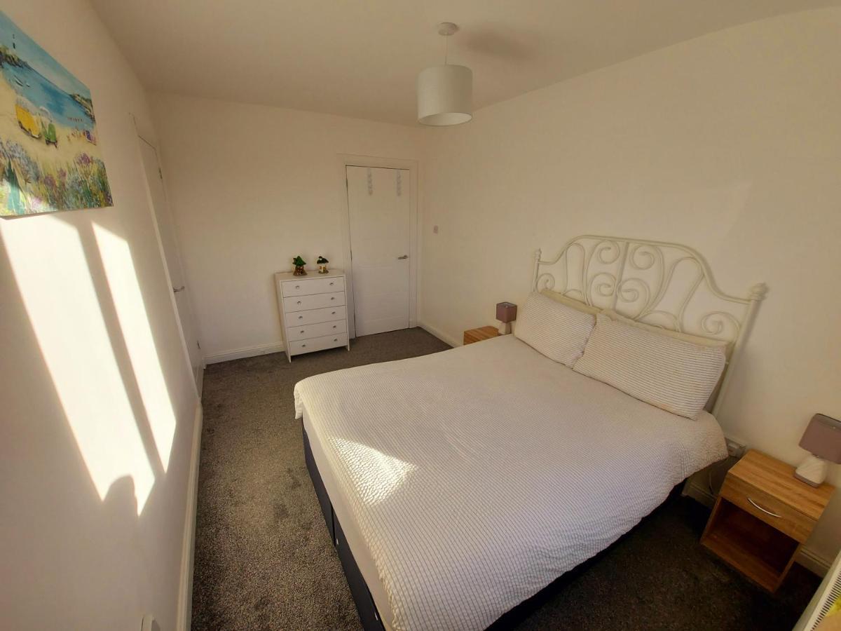 Teddy Bears' 3-Bedroom Maisonette ซอลท์โคทส์ ภายนอก รูปภาพ